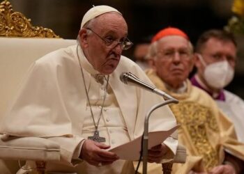 Controvertidas declaraciones de Francisco sobre la homosexualidad y la economía argentina