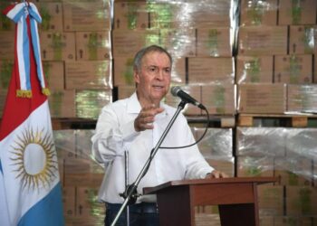 Schiaretti destacó la potencialidad industrial cordobesa, «que genera el 15% de las exportaciones»