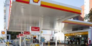 Shell aumentó el precio de sus combustibles en un 4% este domingo