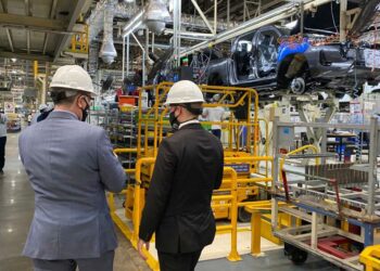 Extienden la eliminación de retenciones para las exportaciones incrementales de la industria automotriz