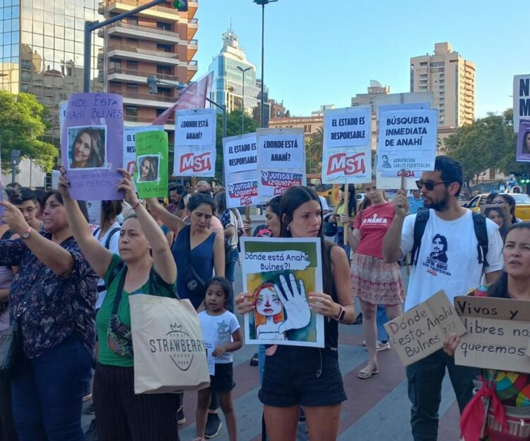 Trabajadoras sexuales piden justicia tras la desaparición de Anahí Bulnes