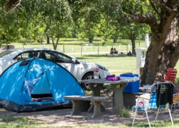 Camping municipal San Martín: cuánto cuesta acampar o pasar un día en la pile