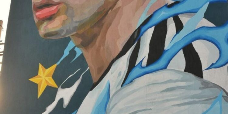 Dónde se encuentra el gran mural del Cuti Romero que plasmó el artista Rodo Graff