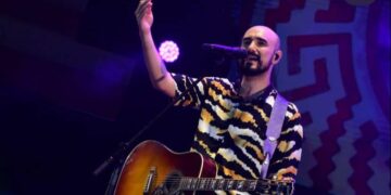 Baltasar Comotto en concierto en Pétalos de Sol