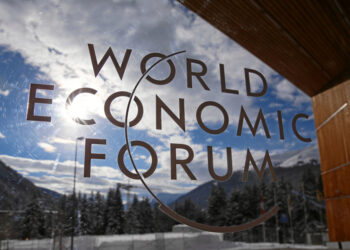 Alarmante advertencia del Foro de Davos sobre la Argentina por la inflación y el “colapso” del Estado