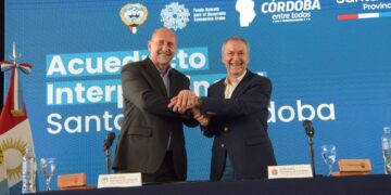 Schiaretti y Perotti presidirán la licitación del acueducto interprovincial