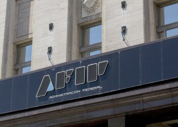 La caída de la actividad en 2022 se reflejó en el pago del IVA