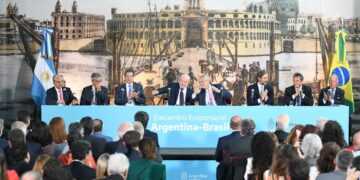 Argentina y Brasil relanzan sus relaciones con una ambiciosa lista de acuerdos