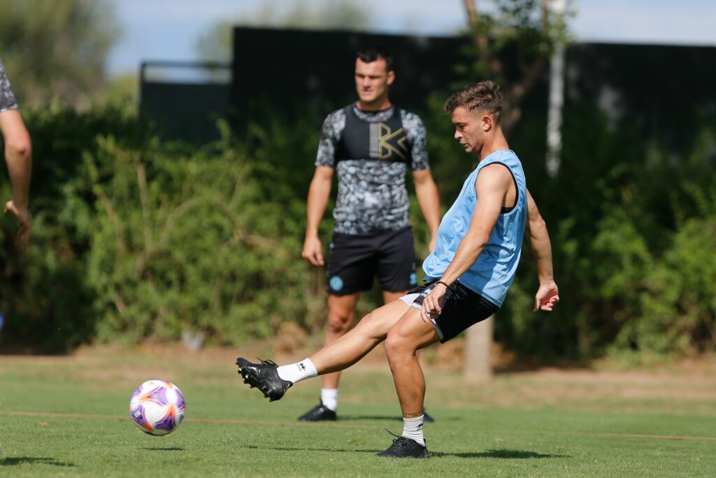 Belgrano juega ante Lanús