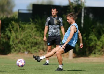 Belgrano juega ante Lanús