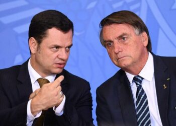 Congelan las cuentas de Bolsonaro y su ex ministro de Justicia retornará al país