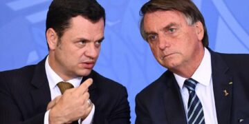 Congelan las cuentas de Bolsonaro y su ex ministro de Justicia retornará al país