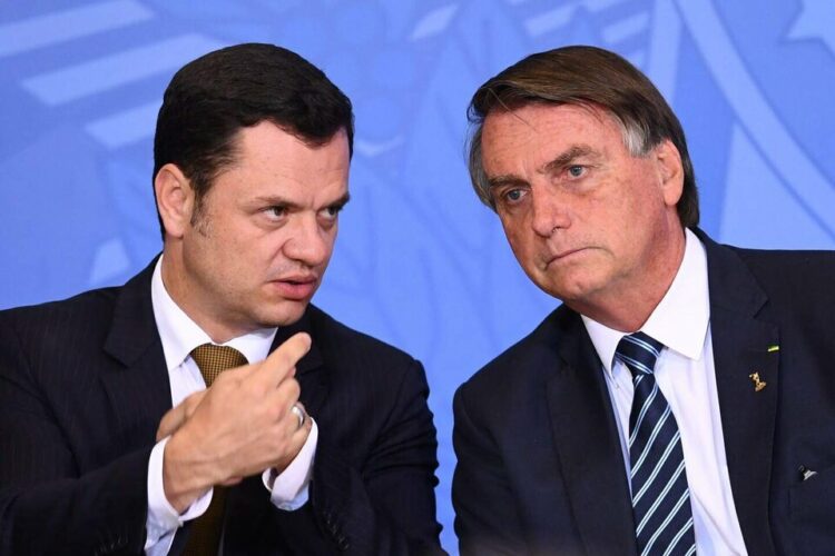 Congelan las cuentas de Bolsonaro y su ex ministro de Justicia retornará al país