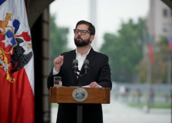 Boric anunció medidas para recuperar el poder adquisitivo de los chilenos