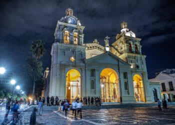 Córdoba misteriosa: enigmas y humor en un paseo lleno de fantasmas y almas en pena