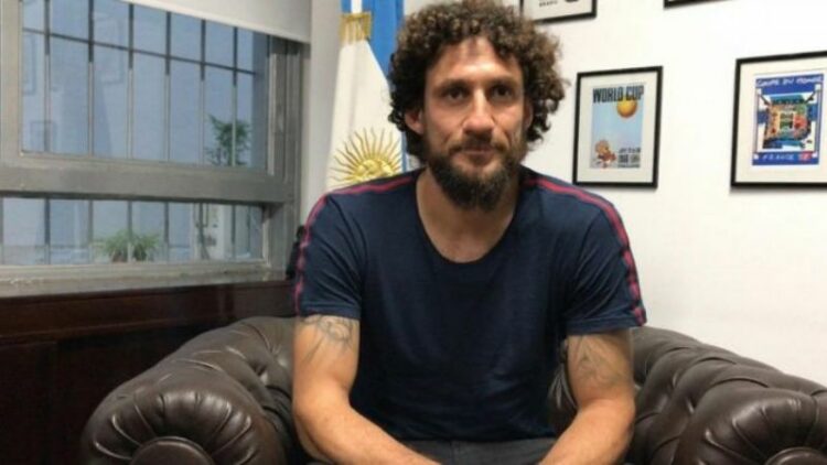 Un grupo comando asaltó a la familia del exfutbolista Coloccini