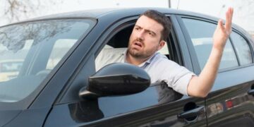 Seguridad Vial lanzó un canal de denuncias para sancionar a los violentos al volante