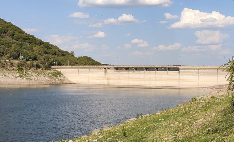 Alerta roja en Río Ceballos por la escasez de agua