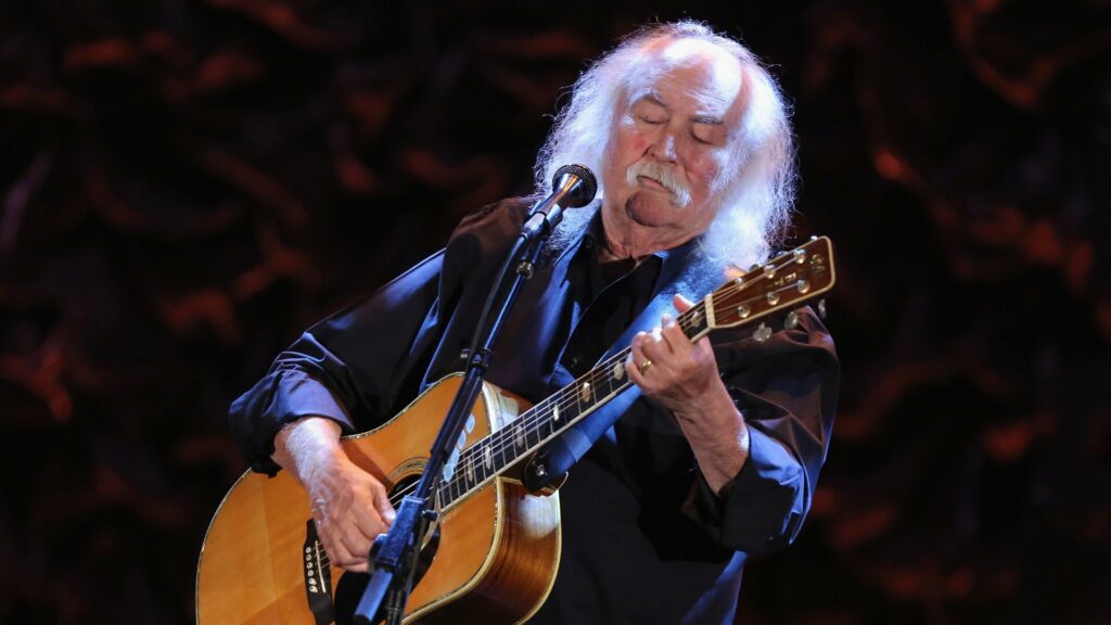 Murió David Crosby, leyenda del rock y el folk norteamericano