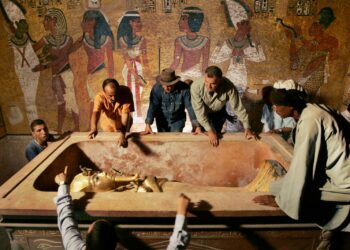 Descubren una nueva tumba faraónica de casi 3500 años