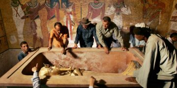 Descubren una nueva tumba faraónica de casi 3500 años