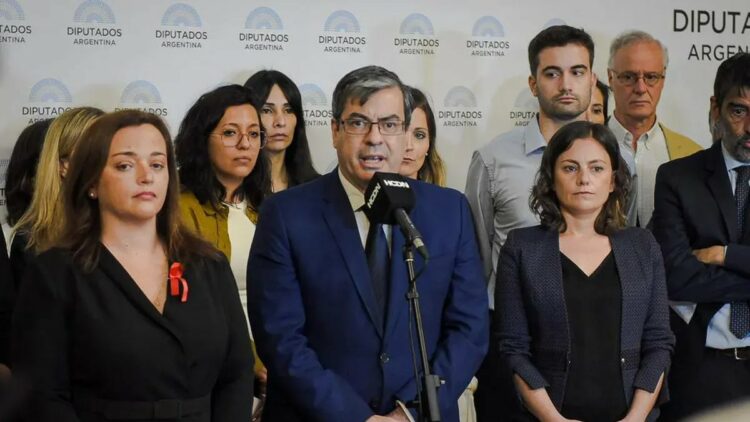 El FdT avanza en su intención de enjuiciar a los jueces de la Corte