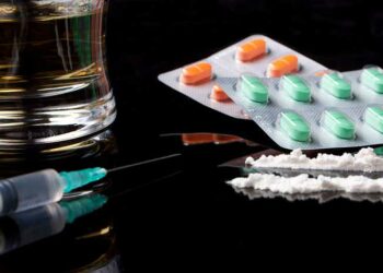 Una provincia de Canadá despenalizó la posesión de drogas duras como heroína y fentanilo