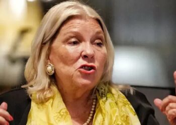 Carrió denunciará penalmente a Fernández y Massa por mandar a Camioneros a controlar precios