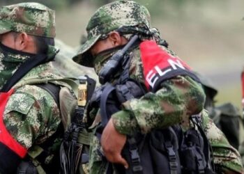 Guerrilleros colombianos negaron el cese al fuego anunciado por Petro