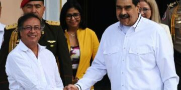 Petro y Maduro se juntaron en Caracas