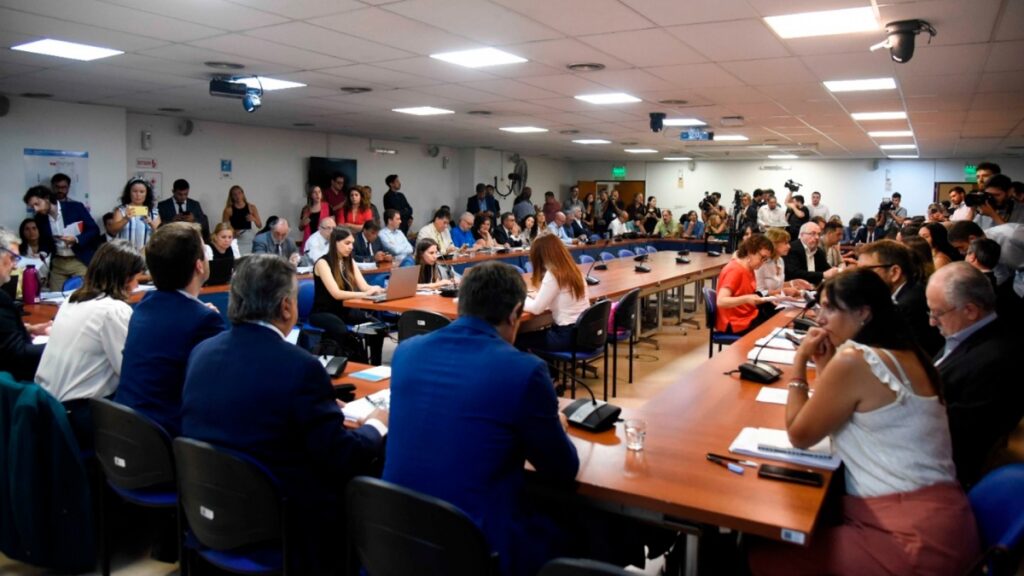 El FdT busca que los jueces de la Corte declaren en Diputados
