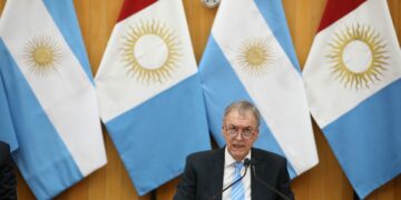 El arco opositor cuestionó las materias pendientes de Schiaretti