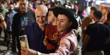 Larreta visitó los festivales de Córdoba en clave electoral