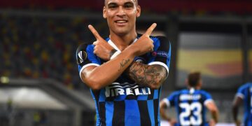 Lautaro Martínez convirtió dos goles para dar vuelta el resultado y darle la victoria al Inter