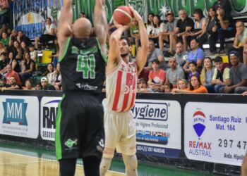 Instituto bajó al líder y escala posiciones