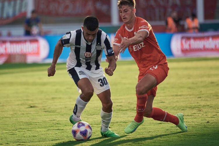 Debut con derrota
