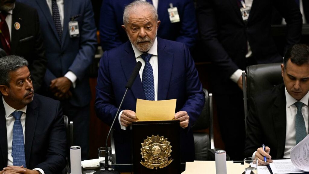 Lula optó por no dejar Brasil