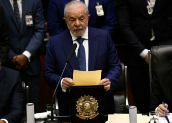 Lula optó por no dejar Brasil
