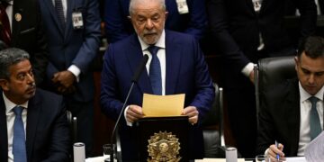 Lula optó por no dejar Brasil