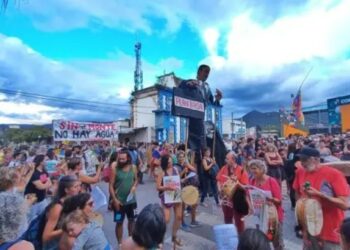 Masiva manifestación por la crisis hídrica en la provincia