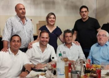 Massa se reunió con más de 90 intendentes cordobeses