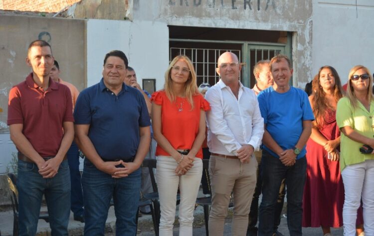 Picat, Brouwer De Koning, Carasso y Rossi, entre otros dirigentes de la UCR.