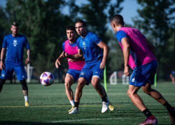 Talleres recibe al Rojo