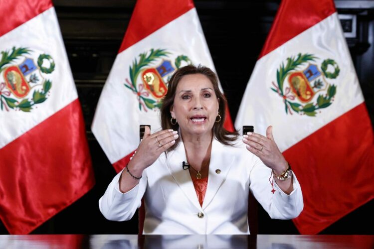 La presidenta Boluarte pidió perdón por las decenas de muertes en el país.