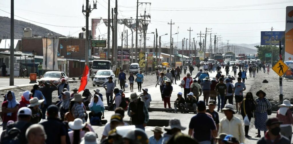 Campesinos marcharán en Lima y el Gobierno pide calma