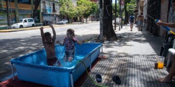 La ola de calor no cede en casi todo el país y tres ciudades alcanzaron cerca de 40 grados