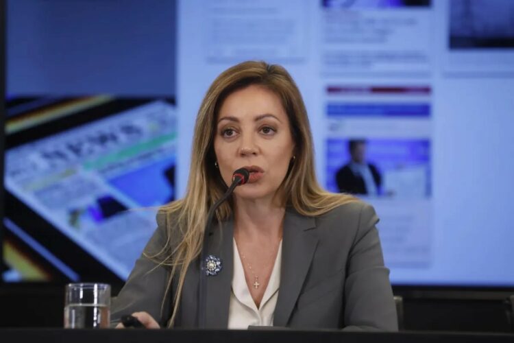 La secretaria de Energía precisó que habrá un sólo incremento de tarifas de gas