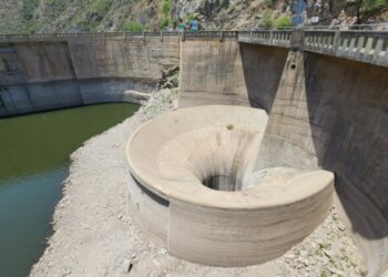 La ola de calor y la sequía complican la situación del faltante de agua en Córdoba