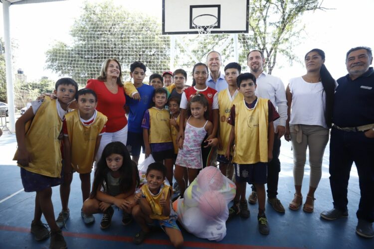 Schiaretti inauguró 48 polideportivos sociales