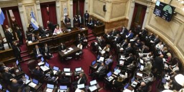 El senado deberá renovar 24 bancas y la oposición es la que más arriesga
